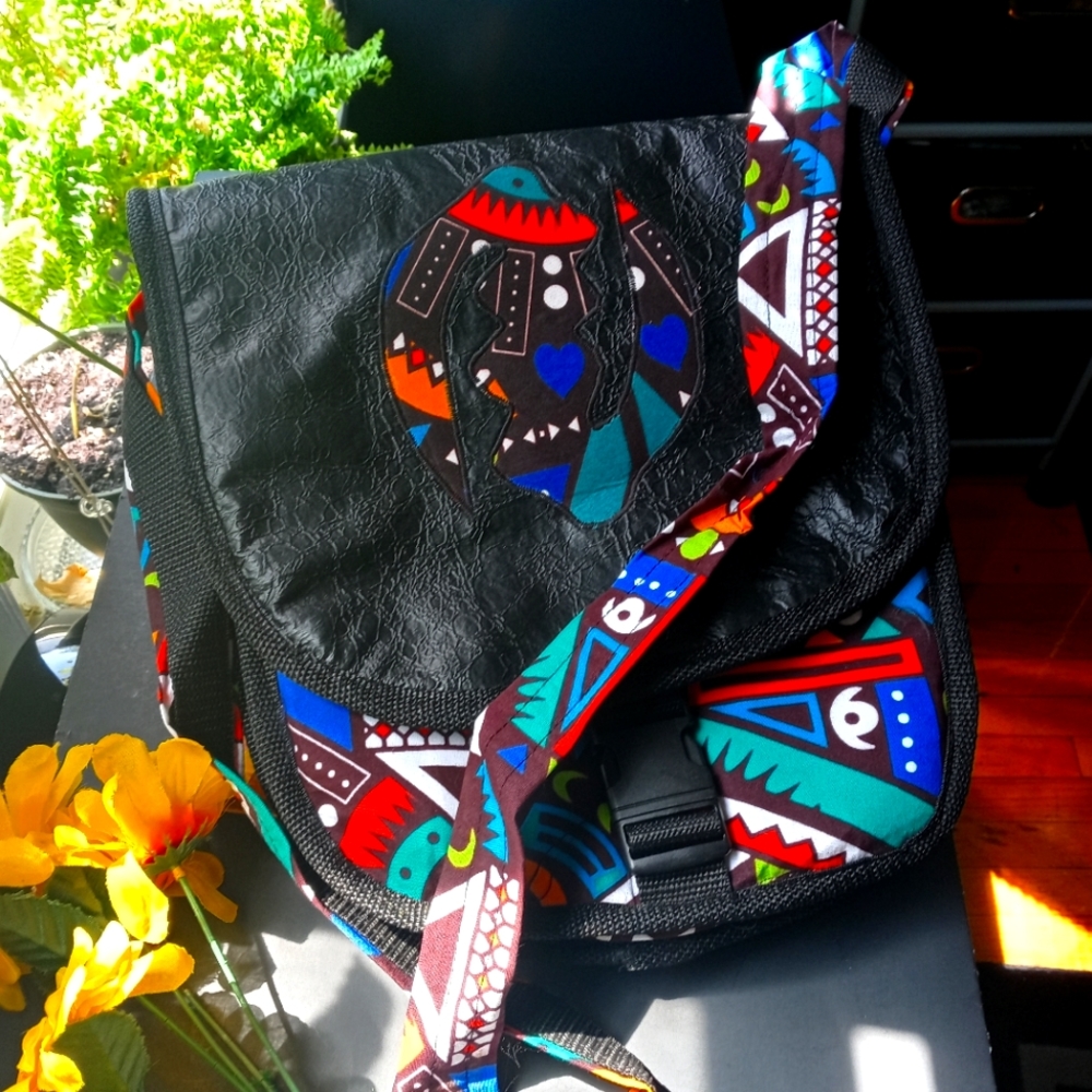1PC Beautiful African Gye Nyame Crossbody Bag - Picture 3 of 12